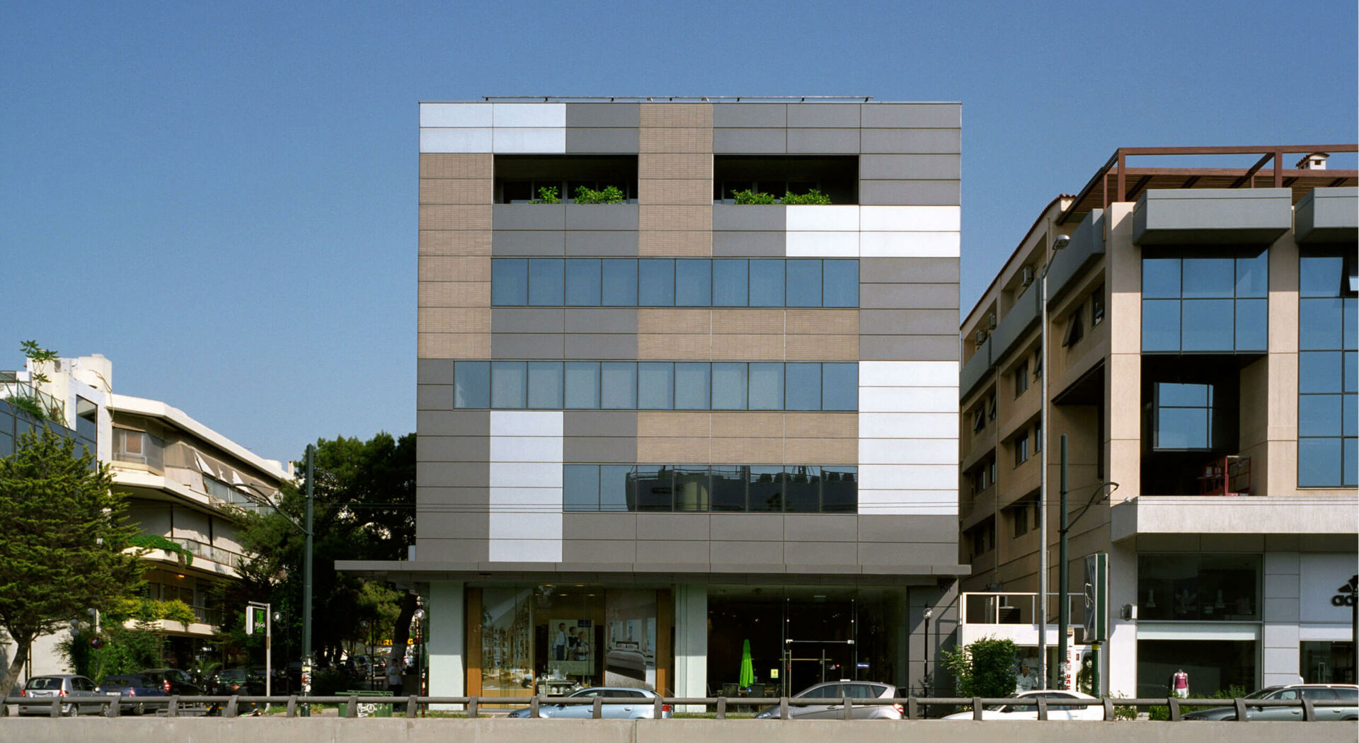 Offices, Retail & Open-air Cinema Complex at Pharos Psychikou